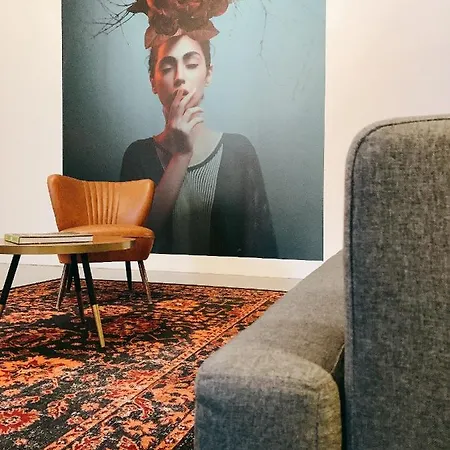 Goho Loft 公寓 *
